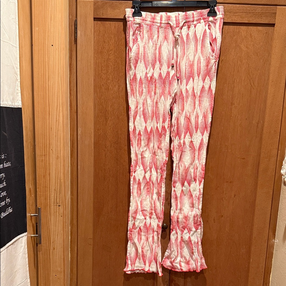 Roxy Red and White Patterned Pants
